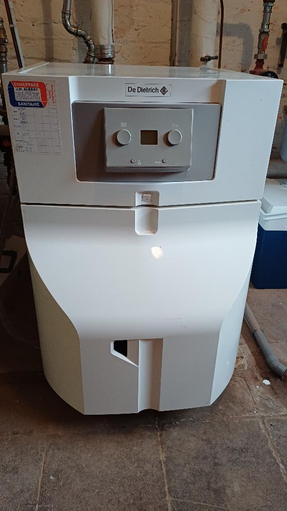 Chaudiére fioul à condensation De Dietrich EFU C 24, Doe-het-zelf en Bouw, Ophalen, Gebruikt, Hoog rendement (Hr), Cv-ketel of Combi-ketel