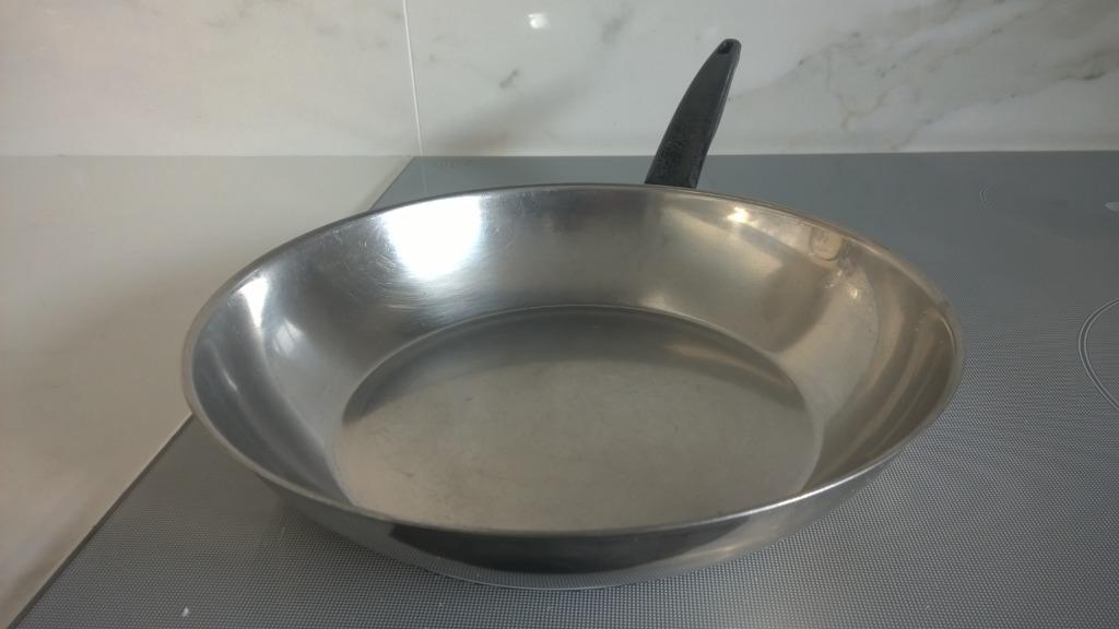 Sartel  pan: hoogwaardige kwaliteit 18 / 8, Inox, Enlèvement ou Envoi, Plaque céramique, Utilisé
