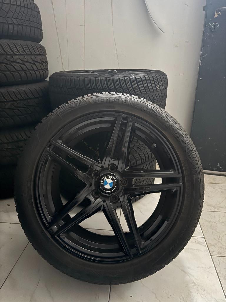 Kit Hiver Jantes et Pneus BMW X1 Originales 235 45 18, Autos : Pièces & Accessoires, Enlèvement, Utilisé, Pneus hiver, 245 mm