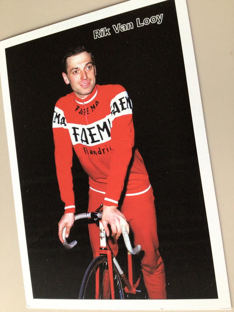 Wielerkaart team faema rik van looy, Envoi, Comme neuf