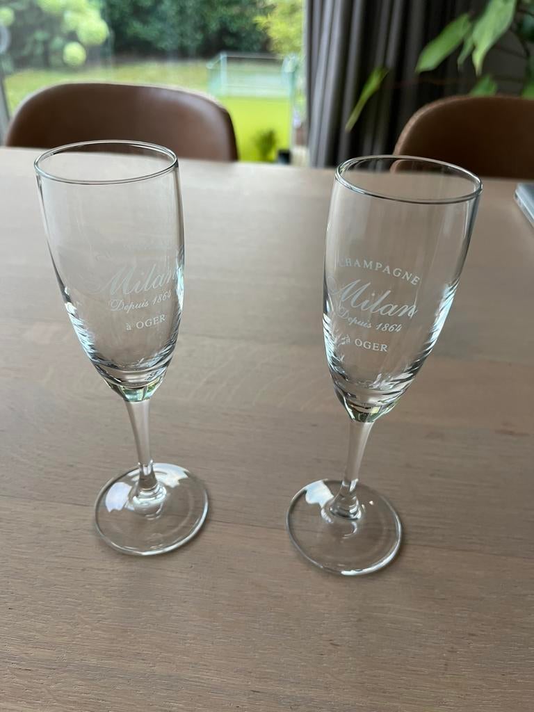 Champagneglazen 2 ‘Milan’, Ophalen, Zo goed als nieuw