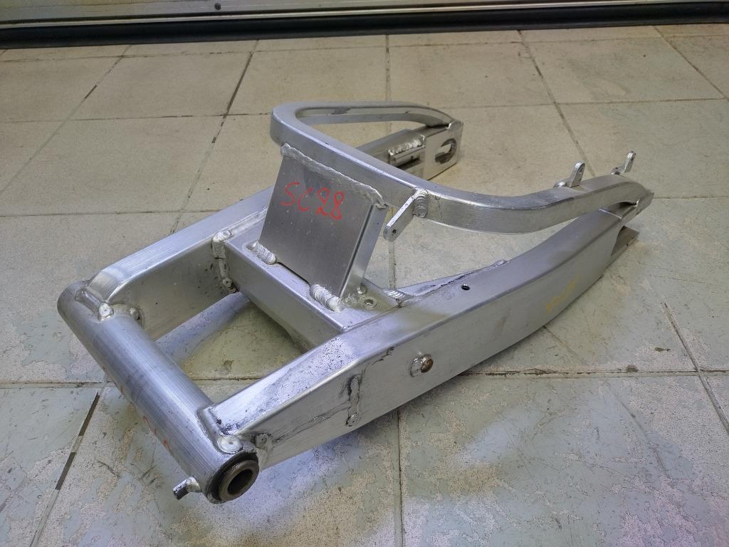 honda cbr 900rr sc28 achterbrug, Enlèvement ou Envoi, Utilisé