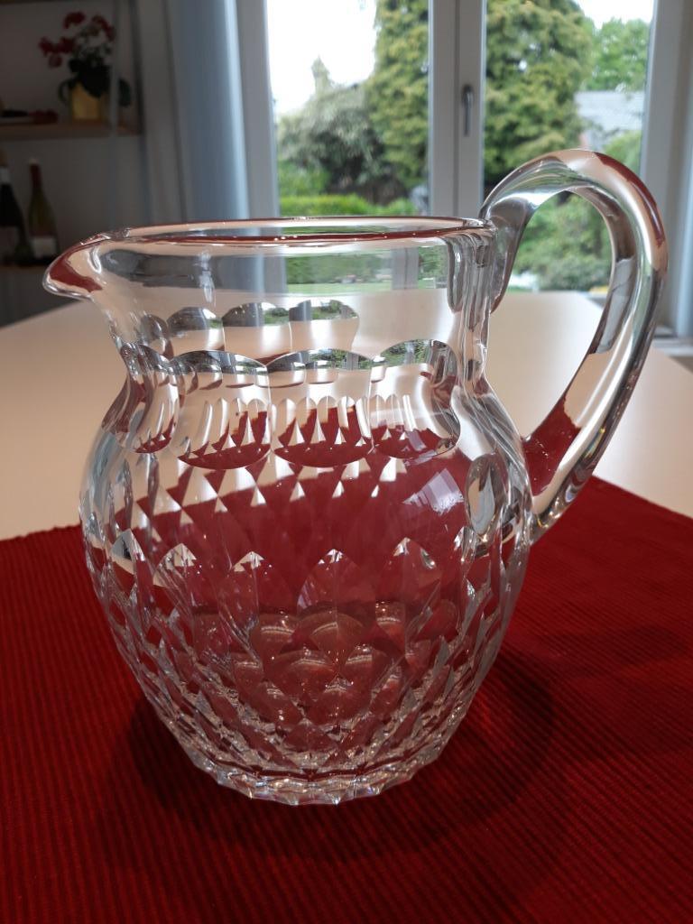 Kristallen water karaf met giettuit, Ophalen