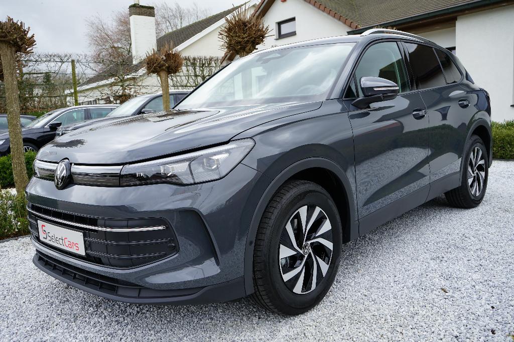Volkswagen Tiguan ~ Life Plus ~ NEW CAR, Auto's, 1498 cc, 4 cilinders, https://public.car-pass.be/vhr/c9dd7d8c-1fbc-4080-8456-88981df7c43a