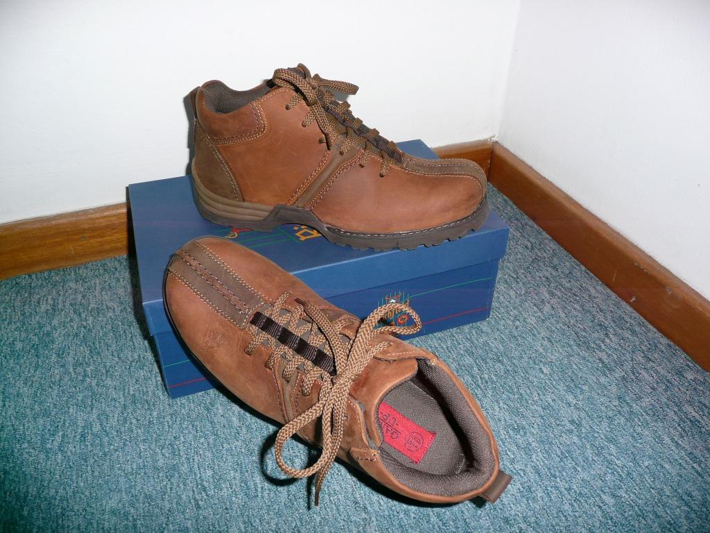 Laarzen van leer/nubuck - NIEUW, Kleding | Heren, Schoenen, Nieuw, Veterschoenen, Bruin, Ophalen of Verzenden