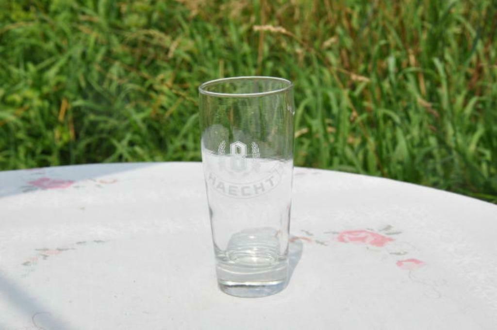 §  verre a biere  8 haecht blanc, Enlèvement ou Envoi, Utilisé, Verre ou Verres, Autres marques
