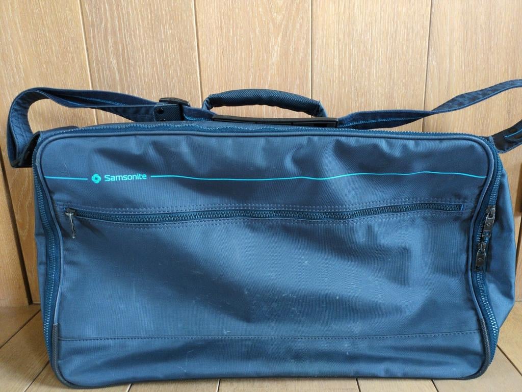 Sac/valise de voyage Samsonite, Enlèvement