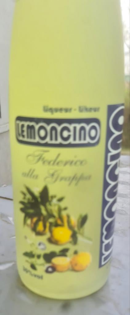 Fles Lemoncino likeur, Ophalen of Verzenden