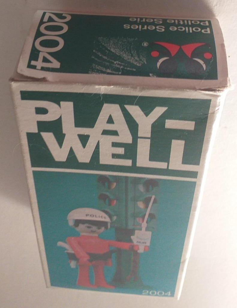 Vintage seventies speelgoed: Play-Well: Police series n 2004, Ophalen of Verzenden