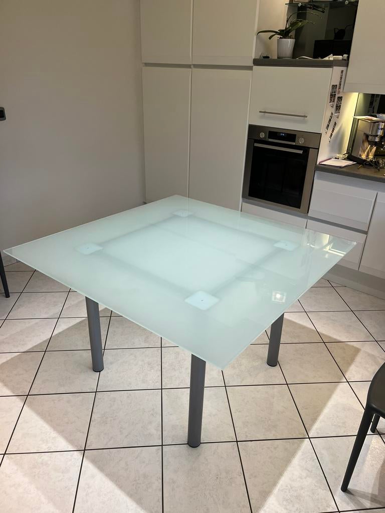 Table carrée en verre, 100 à 150 cm, Quatre personnes, Moderner, Carré