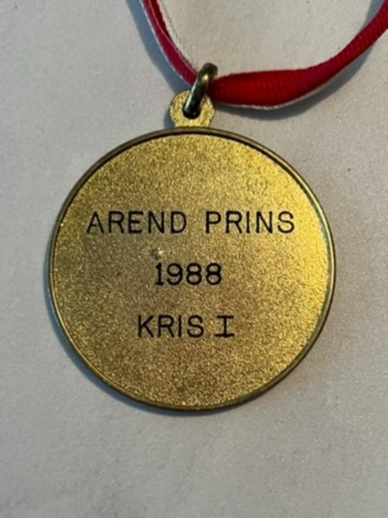 Aalst Oilsjt Carnaval medaille 1988 prins Arend Kris1, Ophalen