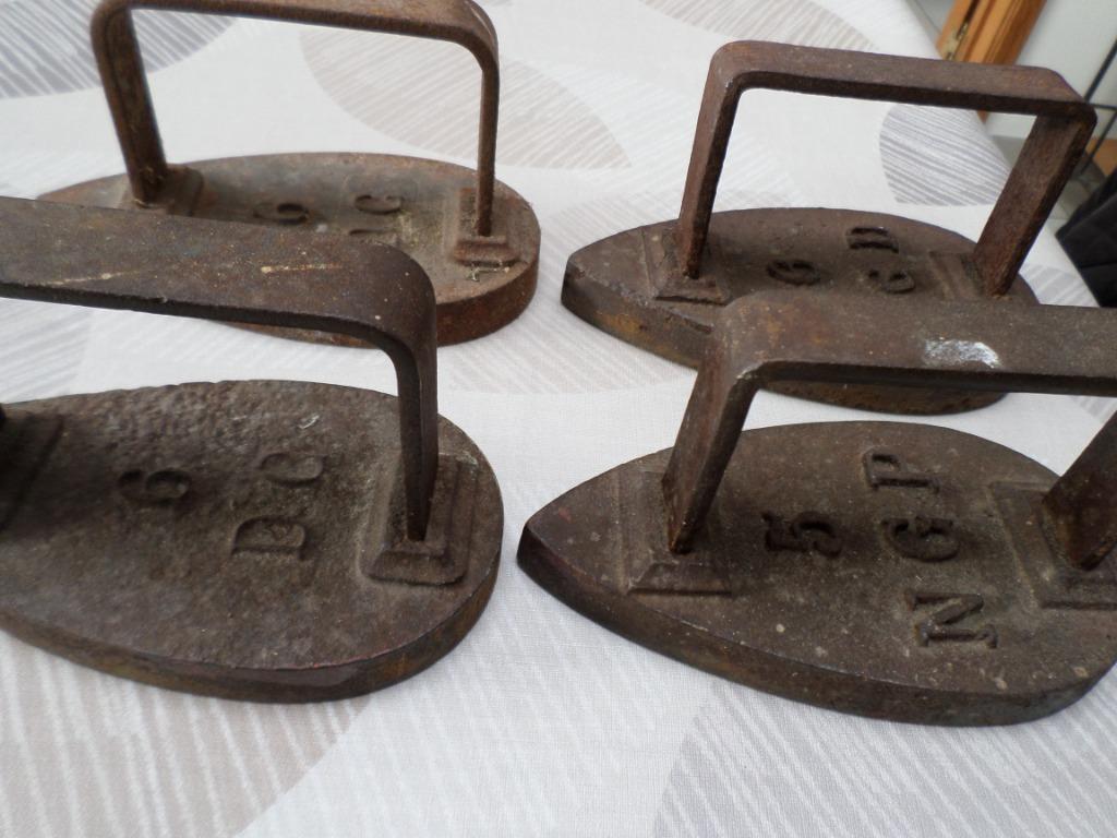 4 antieke strijkijzers, Ophalen of Verzenden