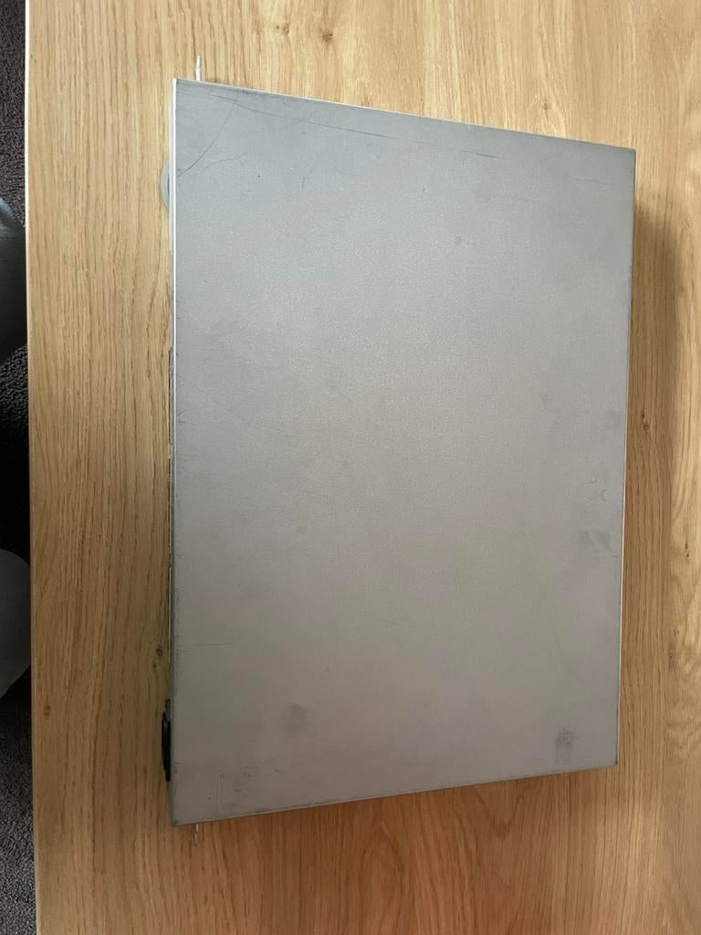 Brocade 300 80-1007285-02, Computers en Software, Ophalen of Verzenden, Gebruikt