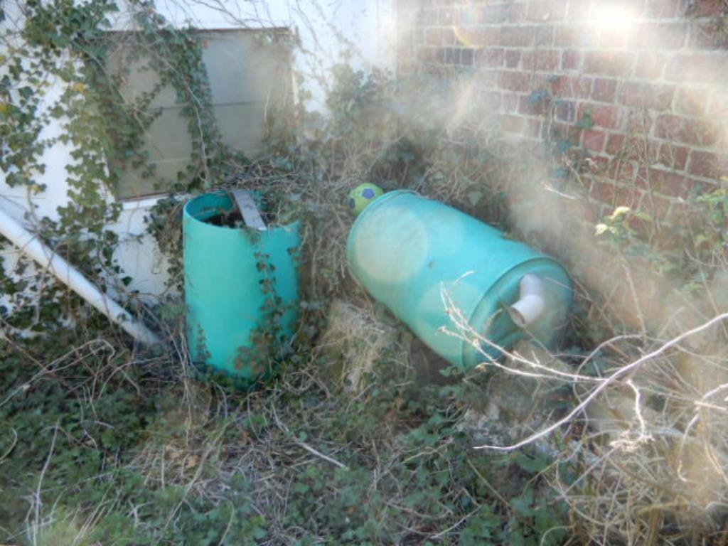 diverse regentonnen, Tuin en Terras, Regentonnen, 75 tot 150 liter, Ophalen of Verzenden, Zo goed als nieuw, Kunststof