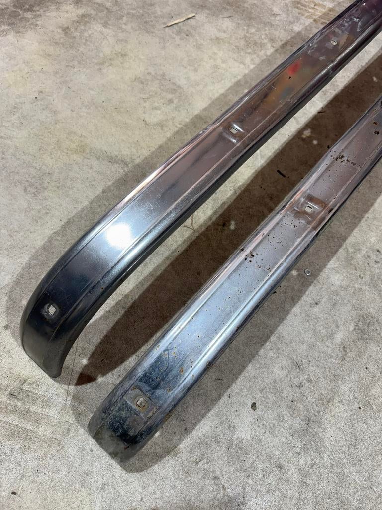 Pare chocs chromé de Renault 4 des annees 60, R4, Ophalen, Voor, Renault