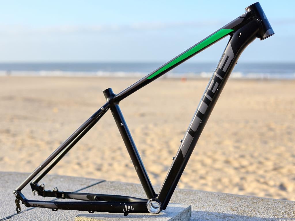 Cube Aim Pro 29" (maat 17/M) - frame voor schijfremmen, Fietsen en Brommers, Fietsen | Mountainbikes en ATB, Gebruikt, Hardtail
