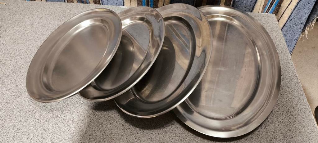 Set de plats en acier inoxydable, Enlèvement ou Envoi, Utilisé, Inox