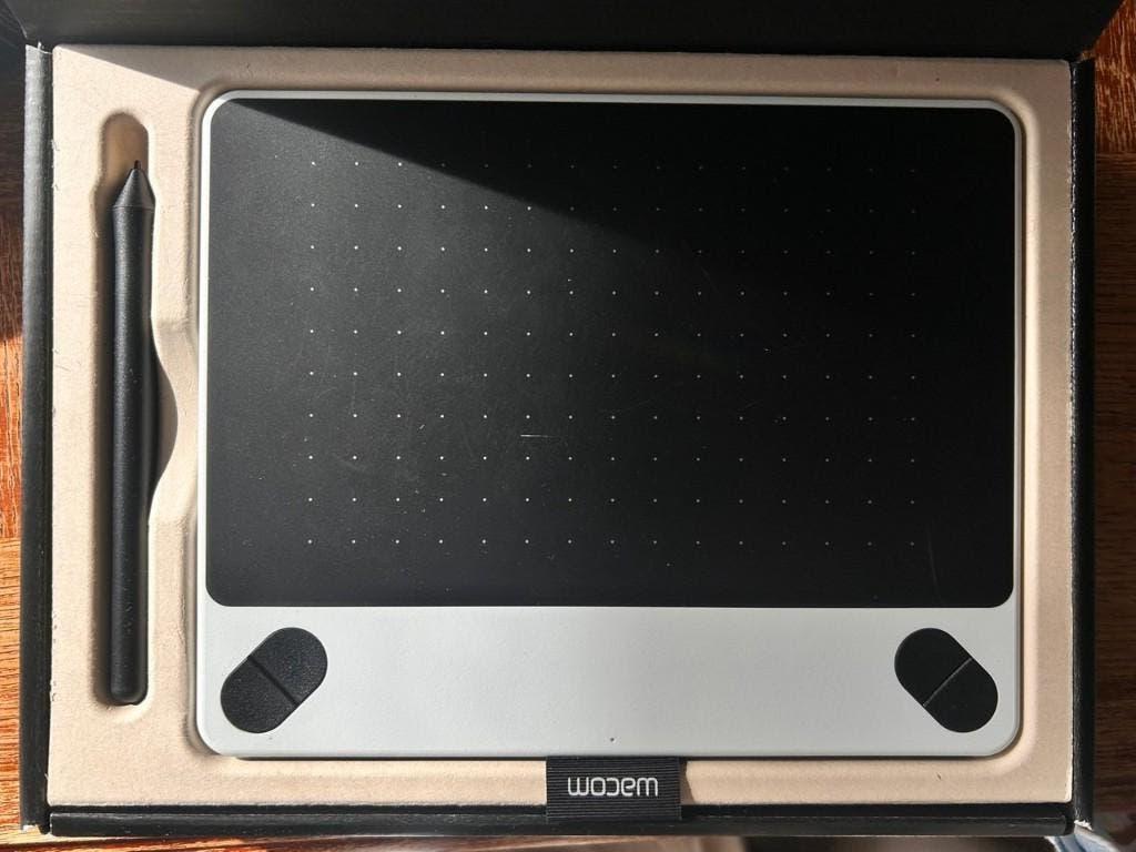 Wacom Intuos Draw tekentablet, Computers en Software, Ophalen of Verzenden, Nieuw, Wacom