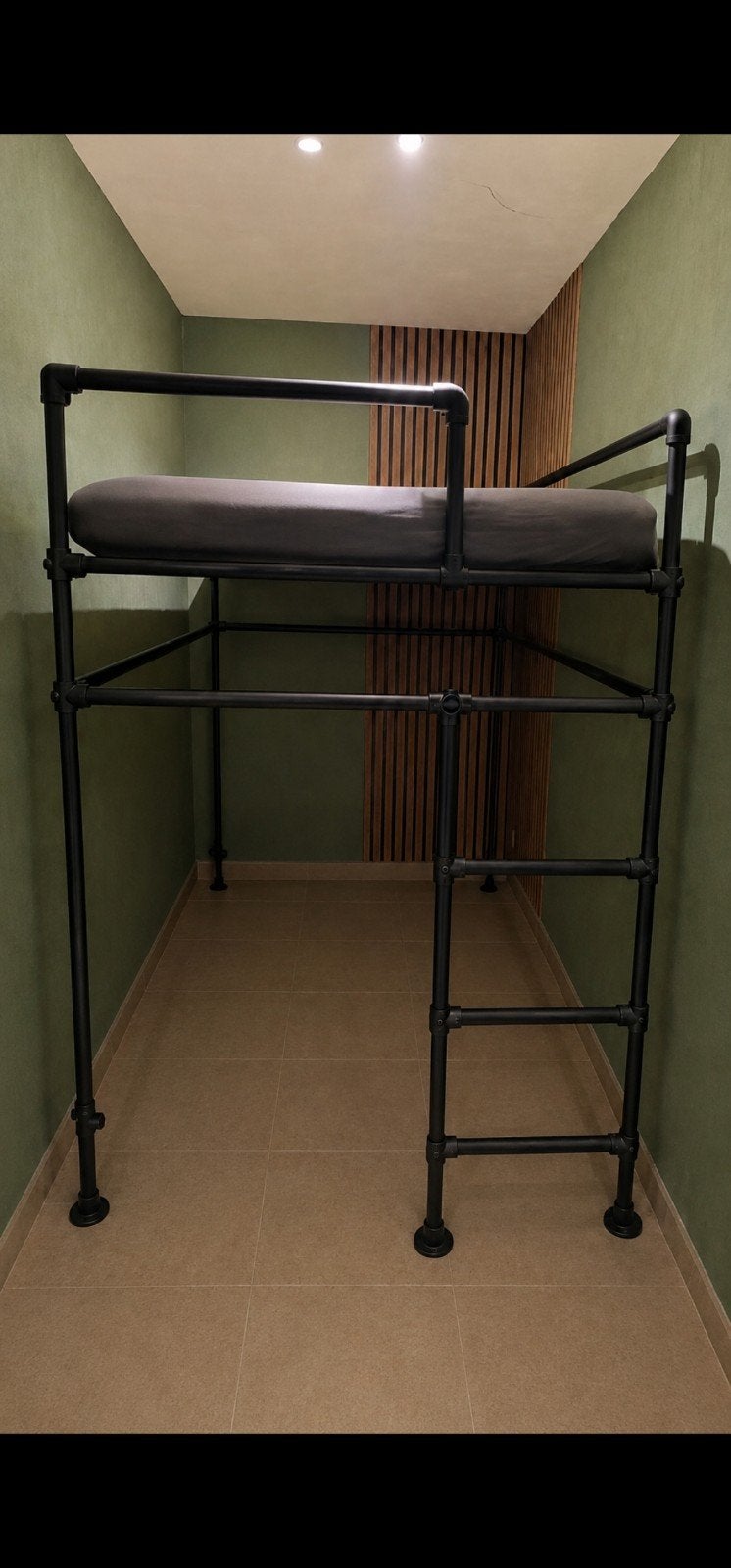 steigerbuis bed 120 x 200, Huis en Inrichting, Slaapkamer | Stapelbedden en Hoogslapers, Ophalen, Hoogslaper, 160 tot 180 cm, Zo goed als nieuw