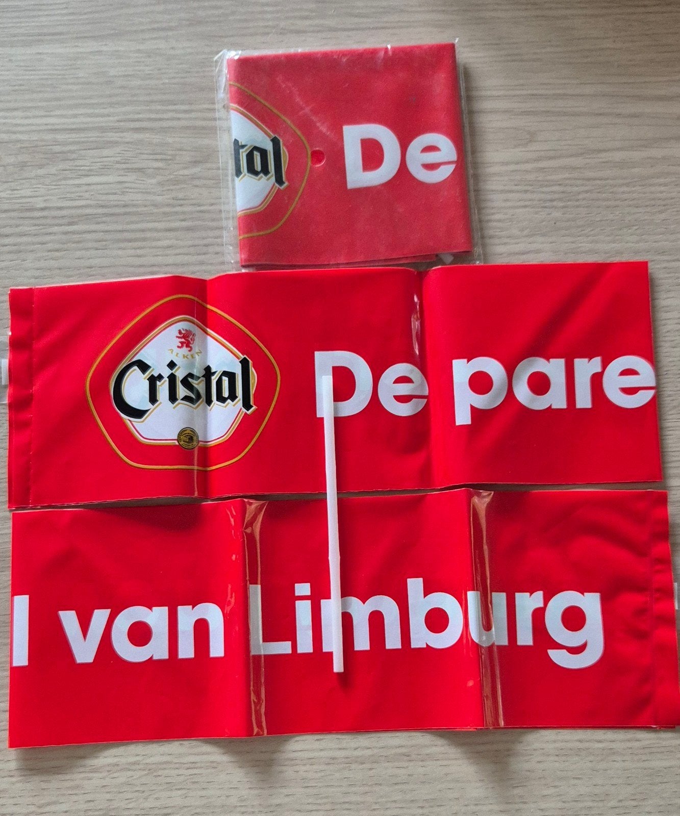 Cristal Alken supporterstokken / opblaasbare lawaaimakers, Ophalen