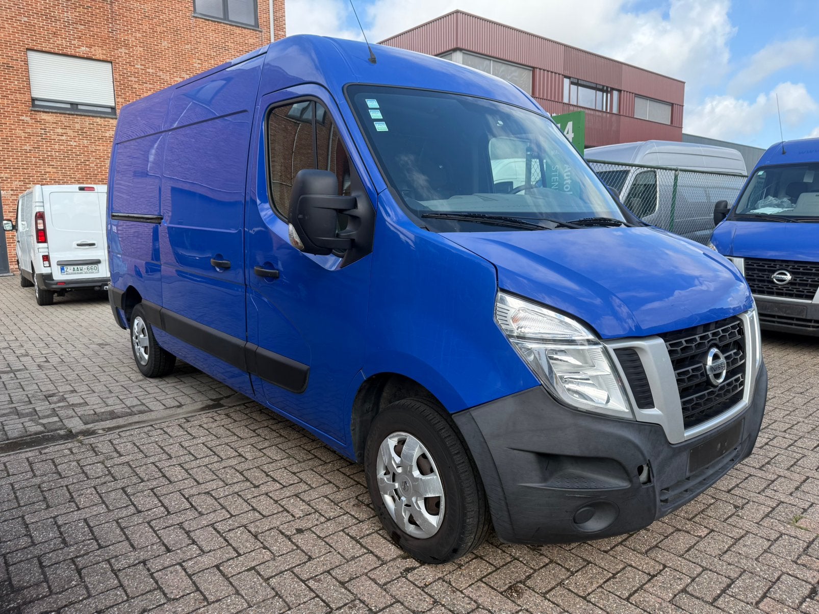Nissan nv400 2.3dci 110pk euro5 L2H2, Auto's, Bestelwagens en Lichte vracht, Euro 5, Elektrische ramen, Bedrijf, Diesel