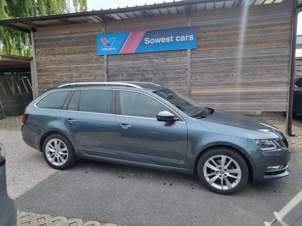 SKODA OCTAVIA BREAK, Autos, Cuir, Essai à domicile, Achat, Entreprise