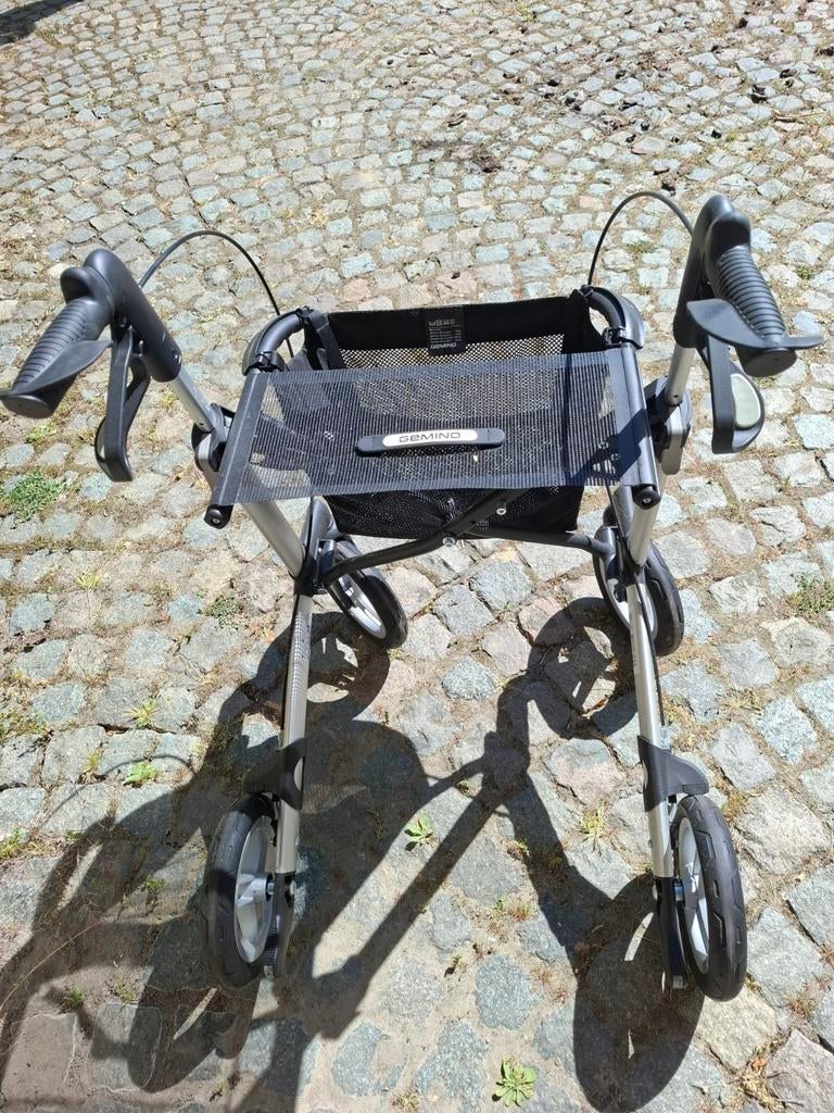 Rollator, Diversen, Rolstoelen, Ophalen, Nieuw, Duwrolstoel