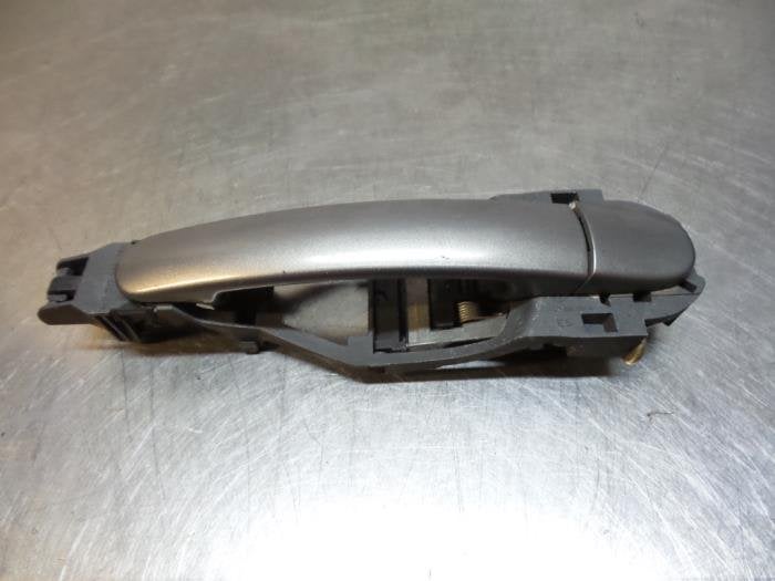 Poignée portière 4portes arrière gauche d'un Seat Ibiza (, Autos : Pièces & Accessoires, -, Utilisé, -, Seat