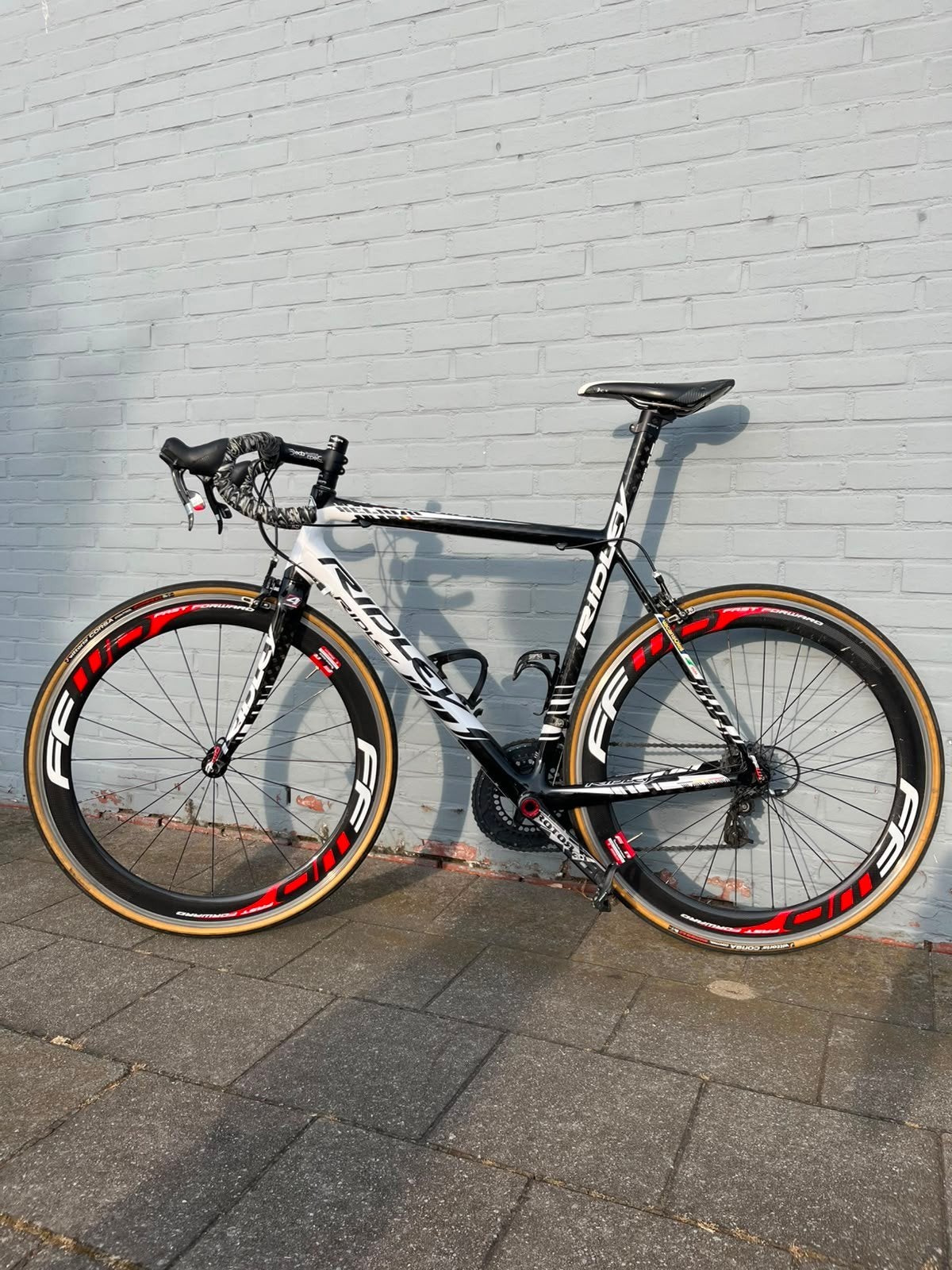 Hélium Ridley, Vélos & Vélomoteurs, Vélos | Vélos de course, Autres marques, Frein sur jante, 57 à 61 cm, Comme neuf