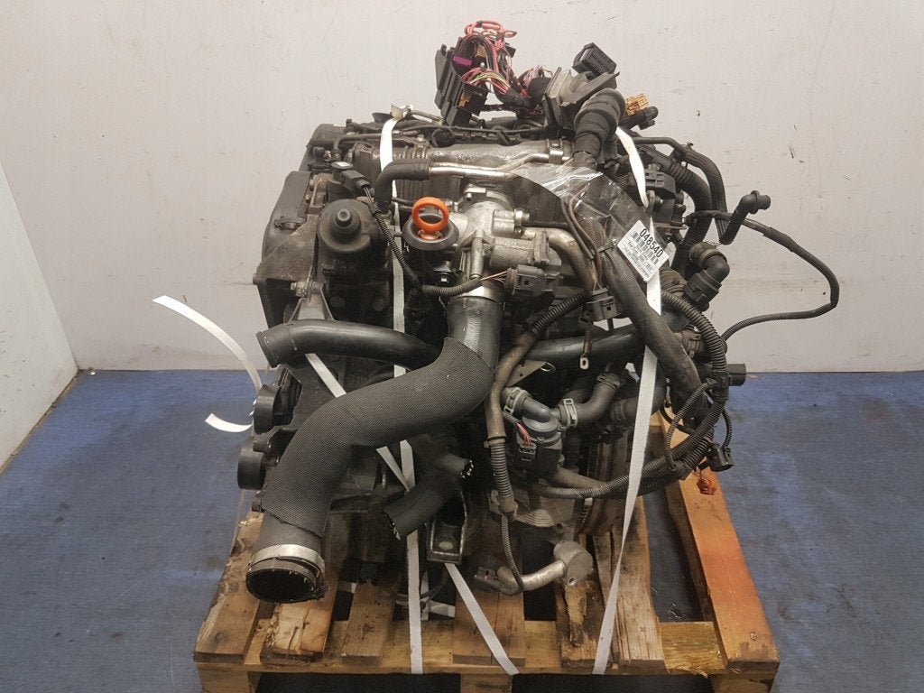 Moteur CAGC Nu Q5 A4 A5 EXEO A6 AUDI SEAT, Envoi, Utilisé, Daihatsu