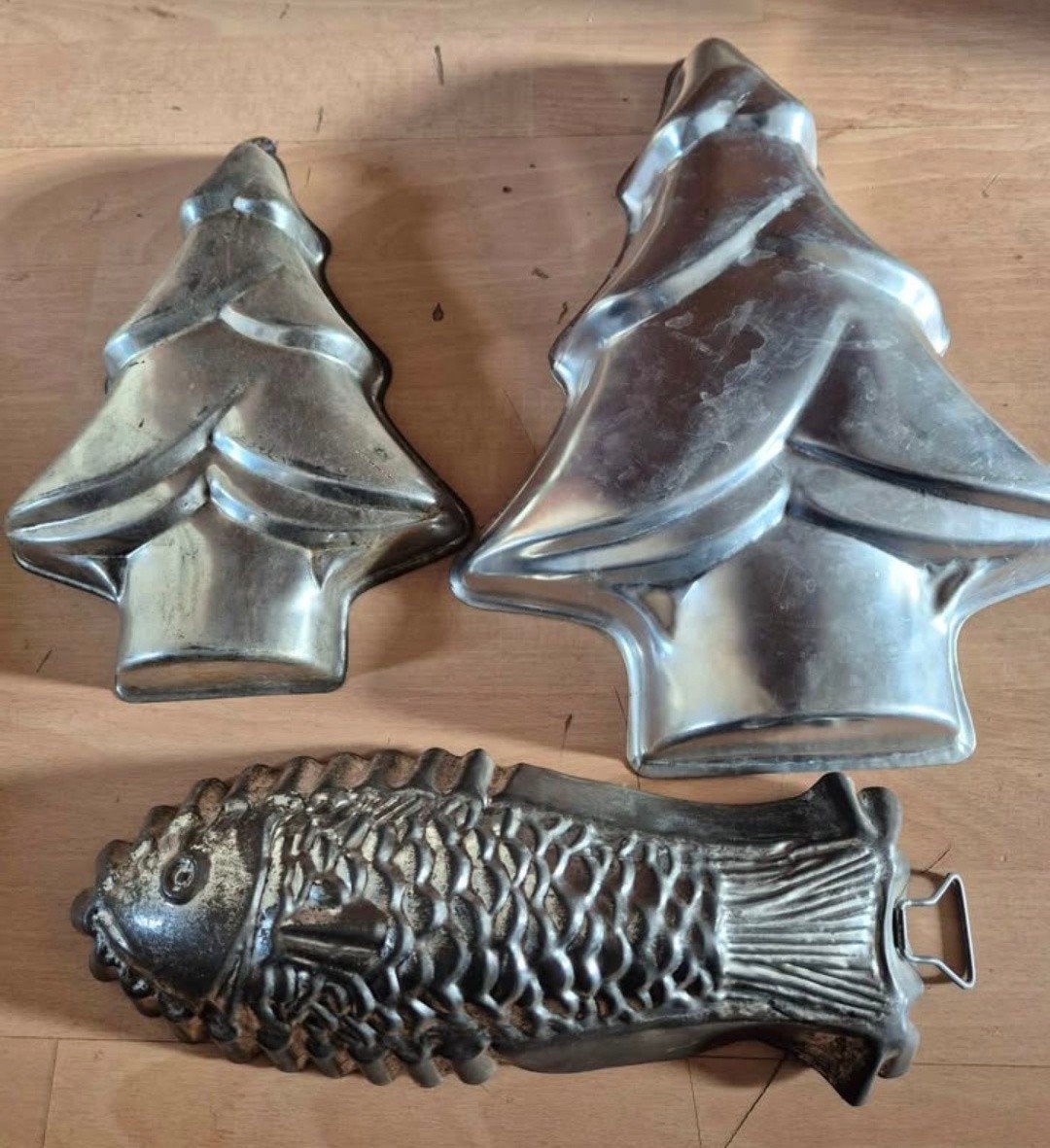 3 oude bakvormen, Ophalen