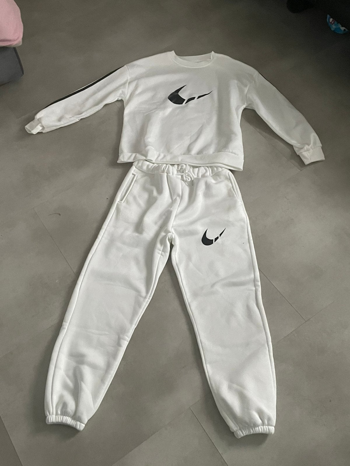 Trui met broek, Ophalen, Zo goed als nieuw, Maat 46/48 (XL) of groter