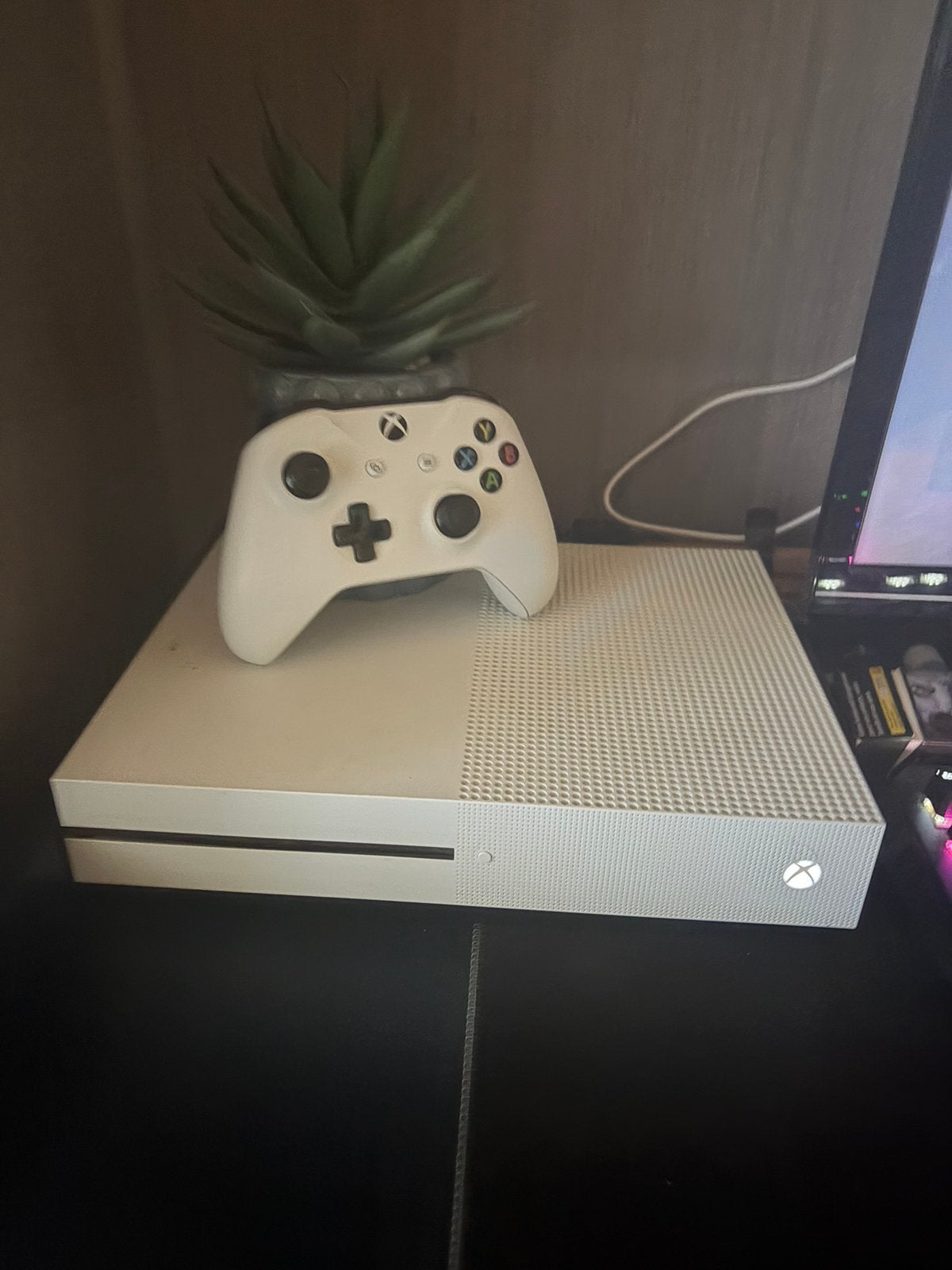 Xbox one s + 2 originele controllers, Games en Spelcomputers, Ophalen of Verzenden, Zo goed als nieuw, Xbox One