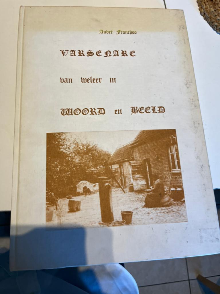 Varsenare in woord en beeld, Ophalen of Verzenden, Zo goed als nieuw