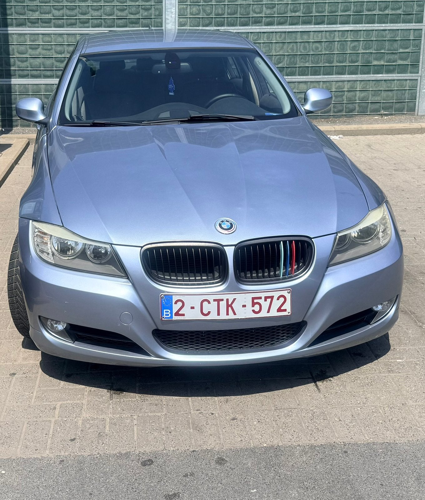 BMW 316i e90 2010 MET KEURING, Autos, Entreprise, Achat, Air conditionné
