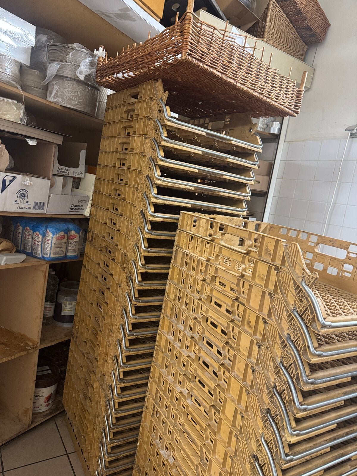 Bakken van bakkerij/ bac Boulangerie, Enlèvement