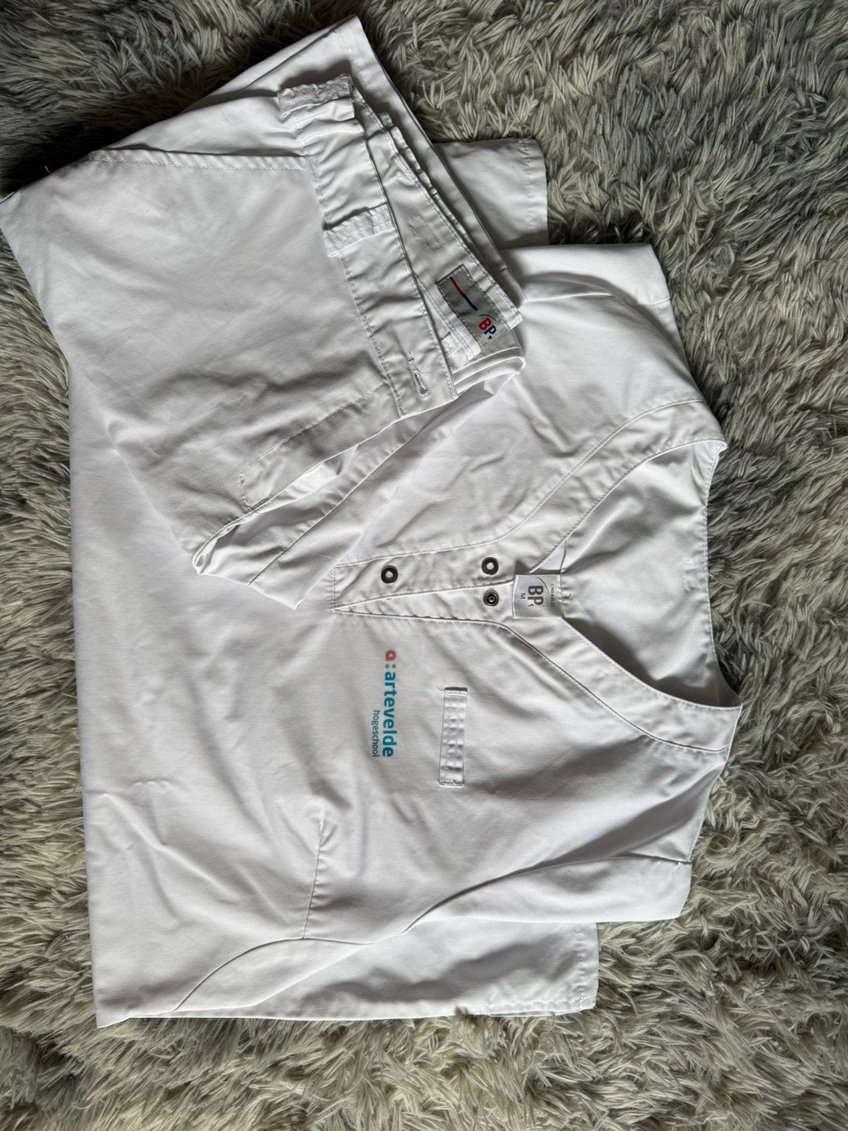 Praktijk kleding mondzorg pak Artevelde Hogeschool, Boeken, Studieboeken en Cursussen, Ophalen of Verzenden, Zo goed als nieuw