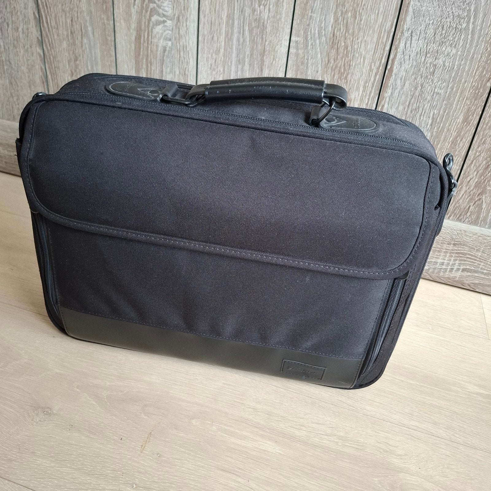 Laptop tas Targus, Computers en Software, Ophalen of Verzenden