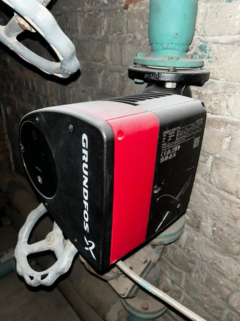 Grundfos cv pomp magna2 50/60 240, Enlèvement, Comme neuf