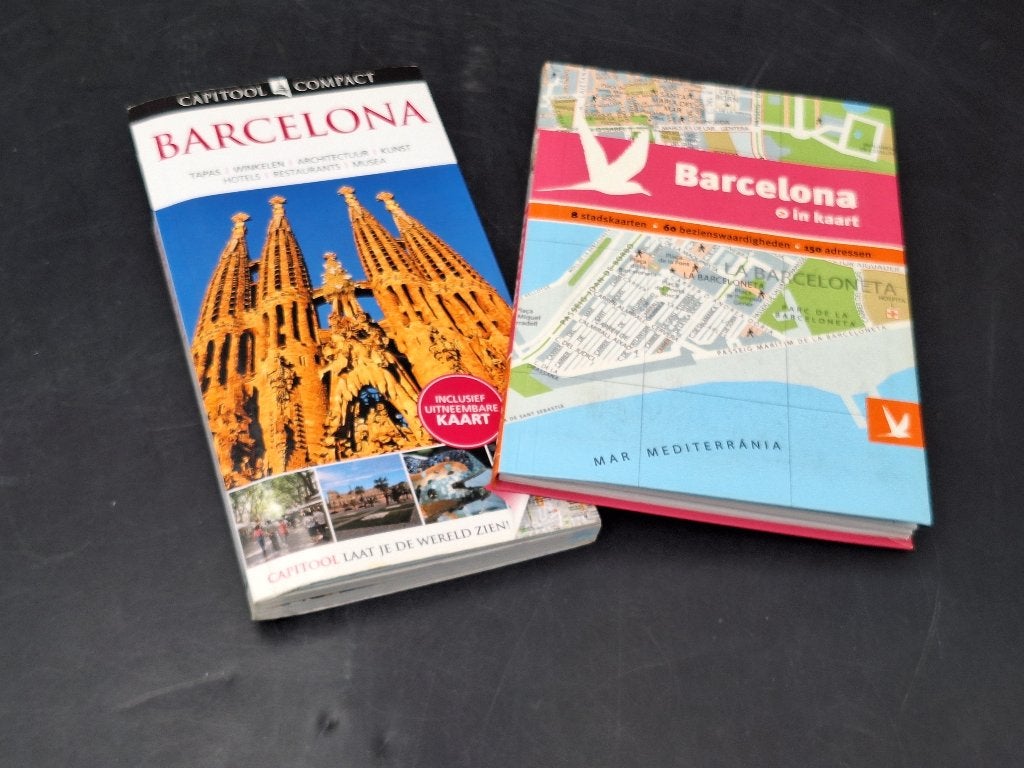 2 reisgidsen van Barcelona, Boeken, Reisgidsen, Capitool, Europa, Nieuw, Ophalen of Verzenden