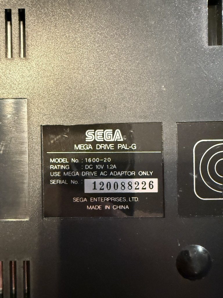 Sega Mega Drive 1 PAL + manette + câbles, Games en Spelcomputers, Ophalen of Verzenden, Gebruikt, Met 1 controller, Mega Drive