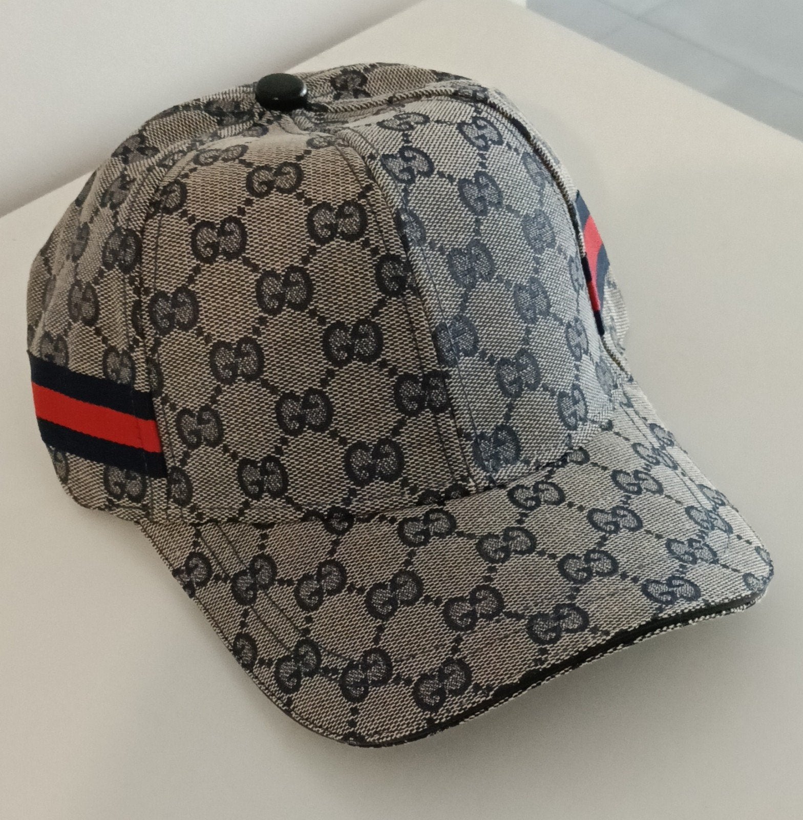 Gucci petten grijs zwart, Ophalen, Nieuw, Pet
