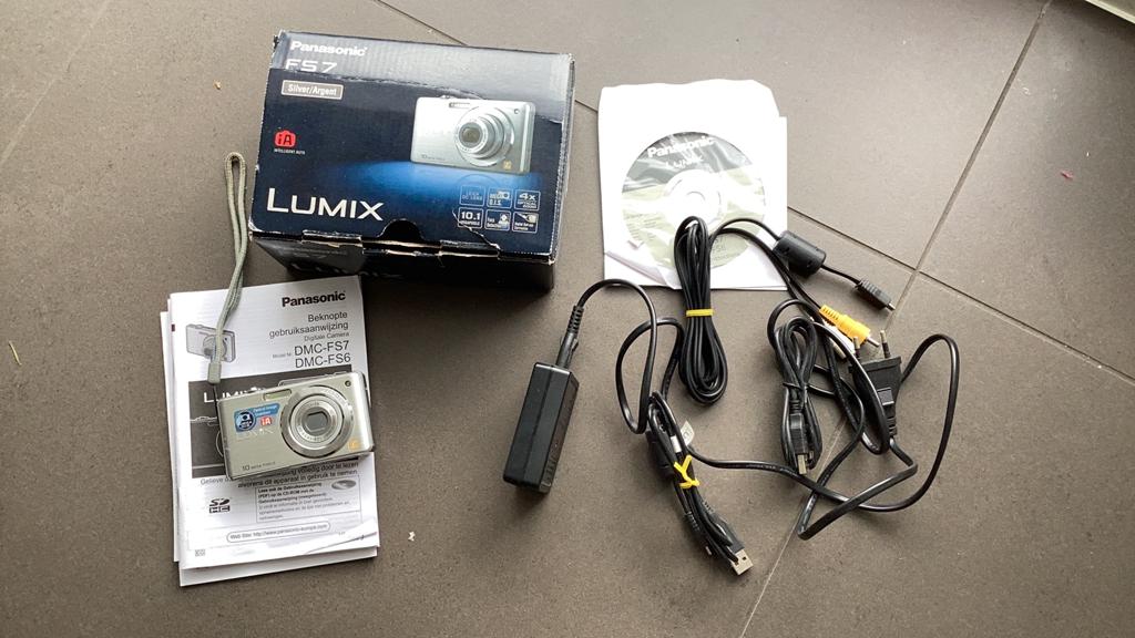 Foto toestel panacsonic, TV, Hi-fi & Vidéo, Caméscopes numériques, Enlèvement, Utilisé, Panasonic