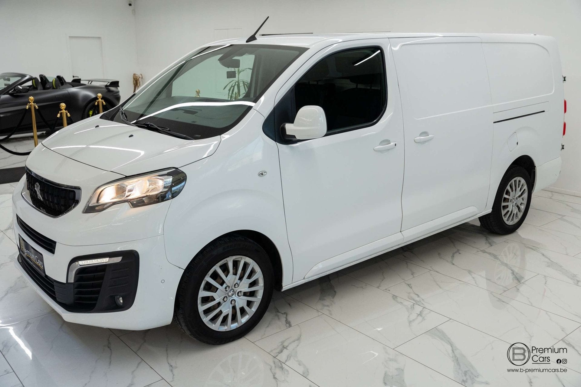 Peugeot Expert aut. 2.0 HDI Long! Camera, Airco! Trekhaak!, Autos, Autres modèles, Achat, 139 g/km, Euro 6