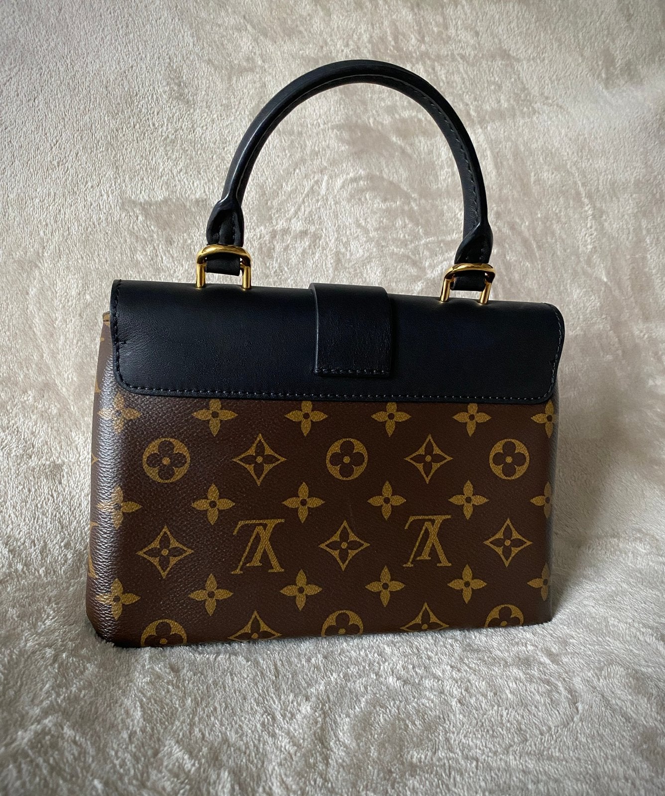 Louis Vuitton Locky BB in leder. Als nieuw! Complete set ️, Handtassen en Accessoires, Ophalen of Verzenden, Zo goed als nieuw
