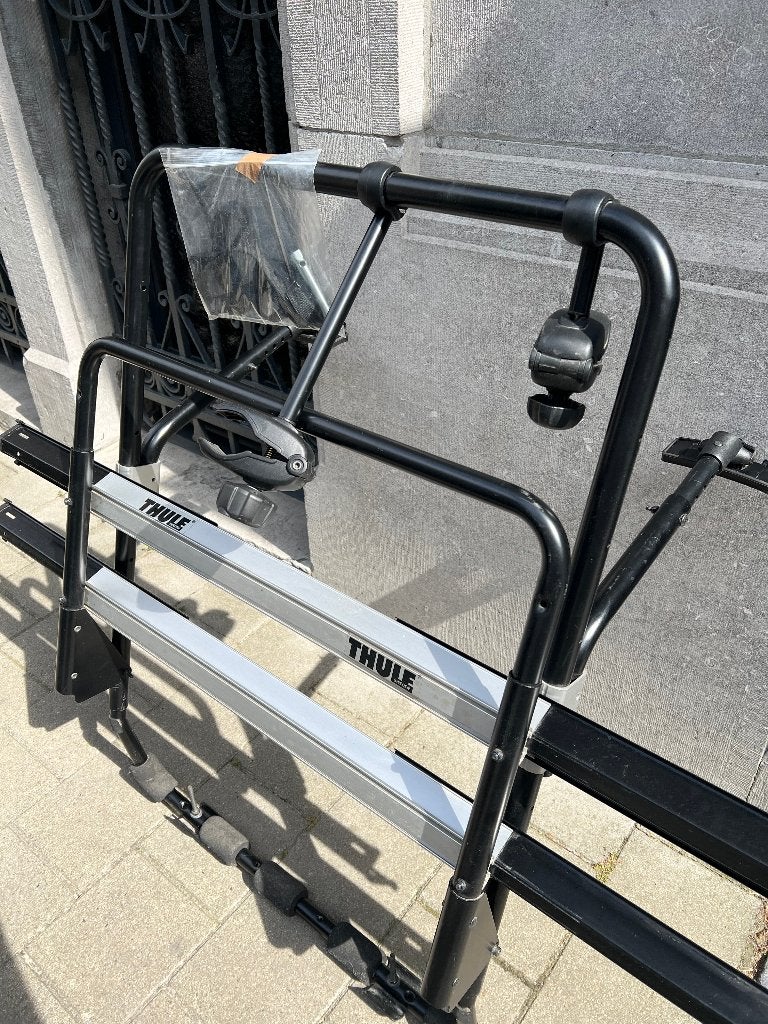 Porte-vélos Thule Trunk, Enlèvement, 2 vélos, Comme neuf, Accessoire porte-vélos