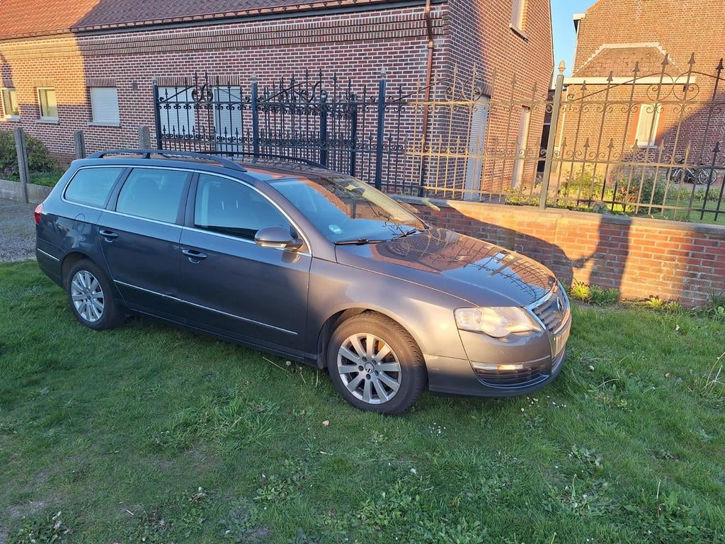 VW Passat 3C 2010 1.4TSI essence 244840km, Autos, Volkswagen, Particulier, Passat, ABS, Airbags, Ordinateur de bord, Verrouillage central