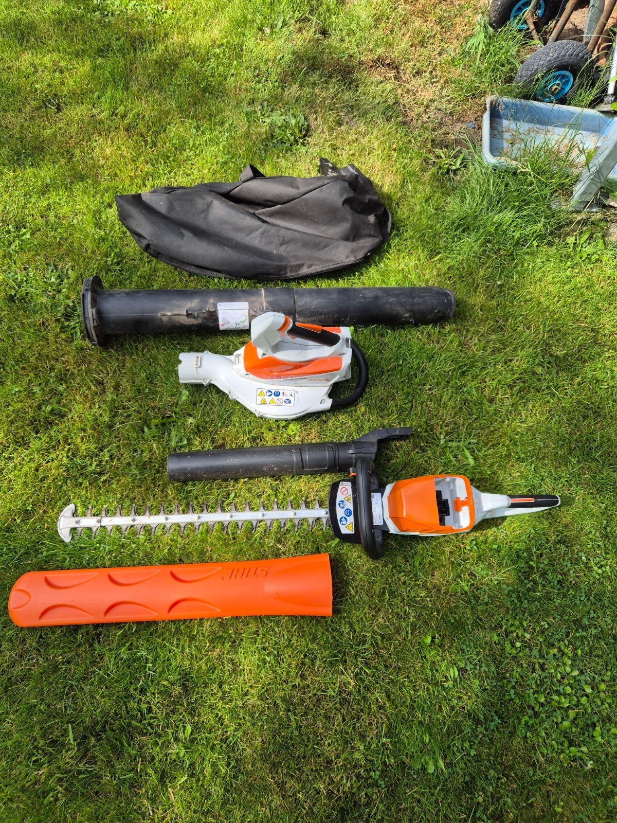 Stihl bladblazer en zuiger , stihl snoeimachiene op batterij, Ophalen