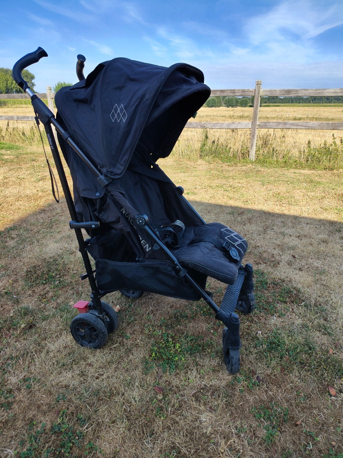 MacLaren Buggy in zeer goede staat, Enfants & Bébés, Buggys, Enlèvement, Utilisé, Maclaren, Dossier réglable