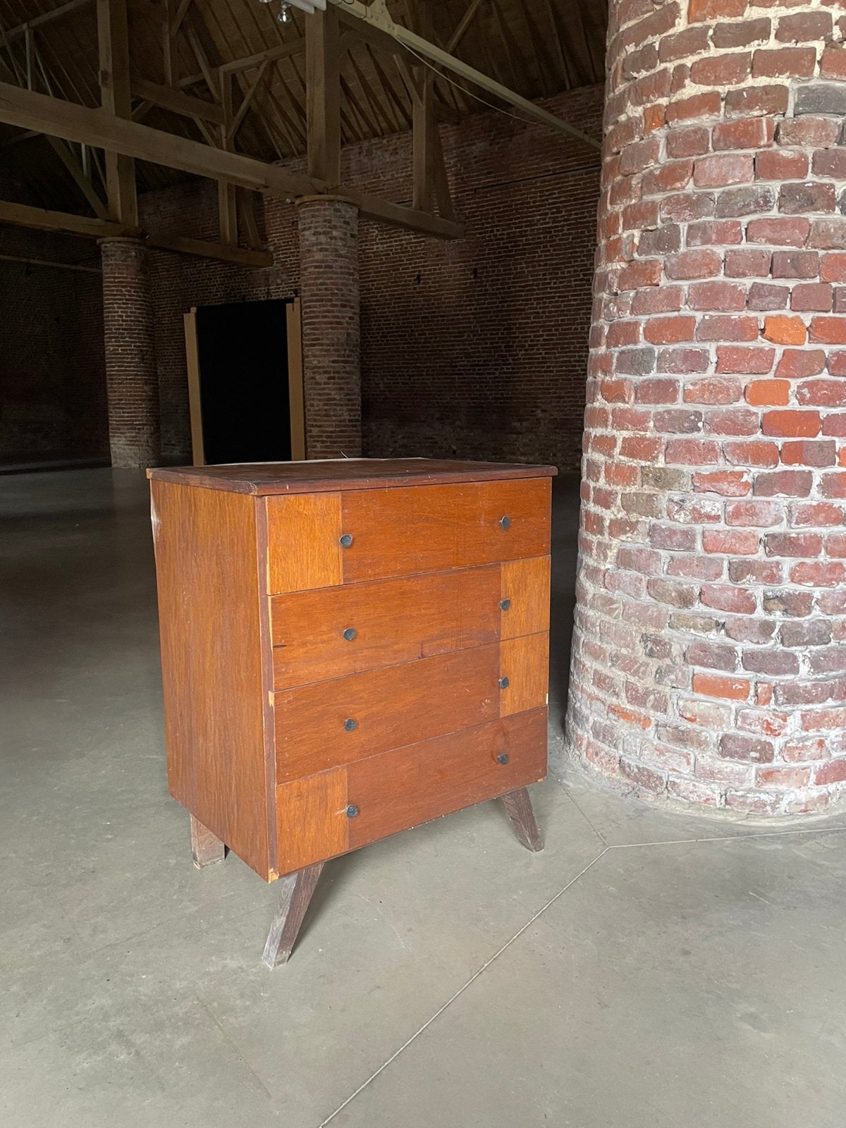 Vintage ladenkast, Ophalen